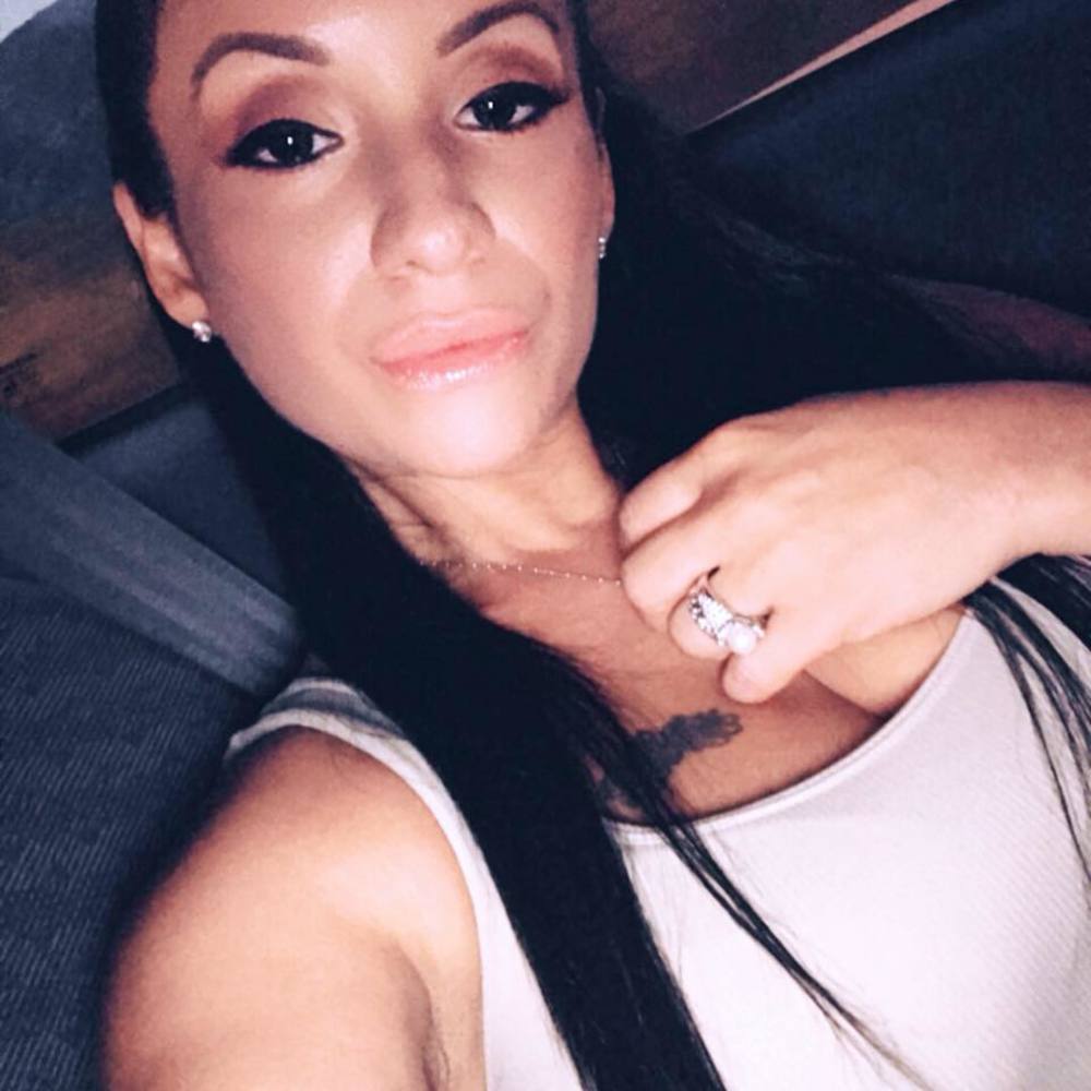 Meet your Posher, Lorraine